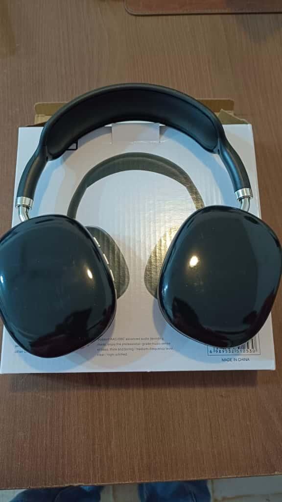 Ear Headphones, Wireless Bluetooth with 60%offer