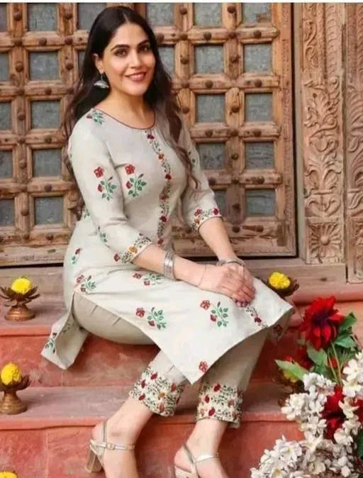 Kurti with Bottomware
